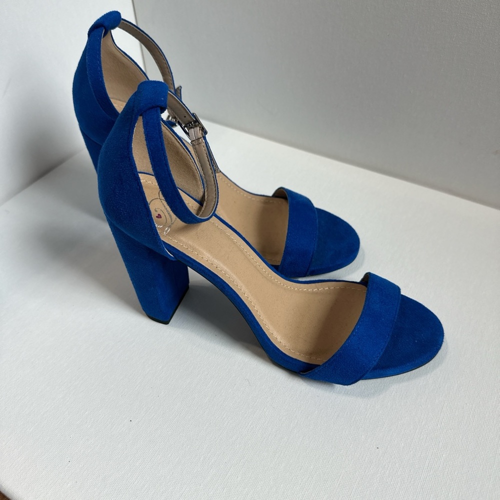 Dream Pairs Royal Blue Block Heels